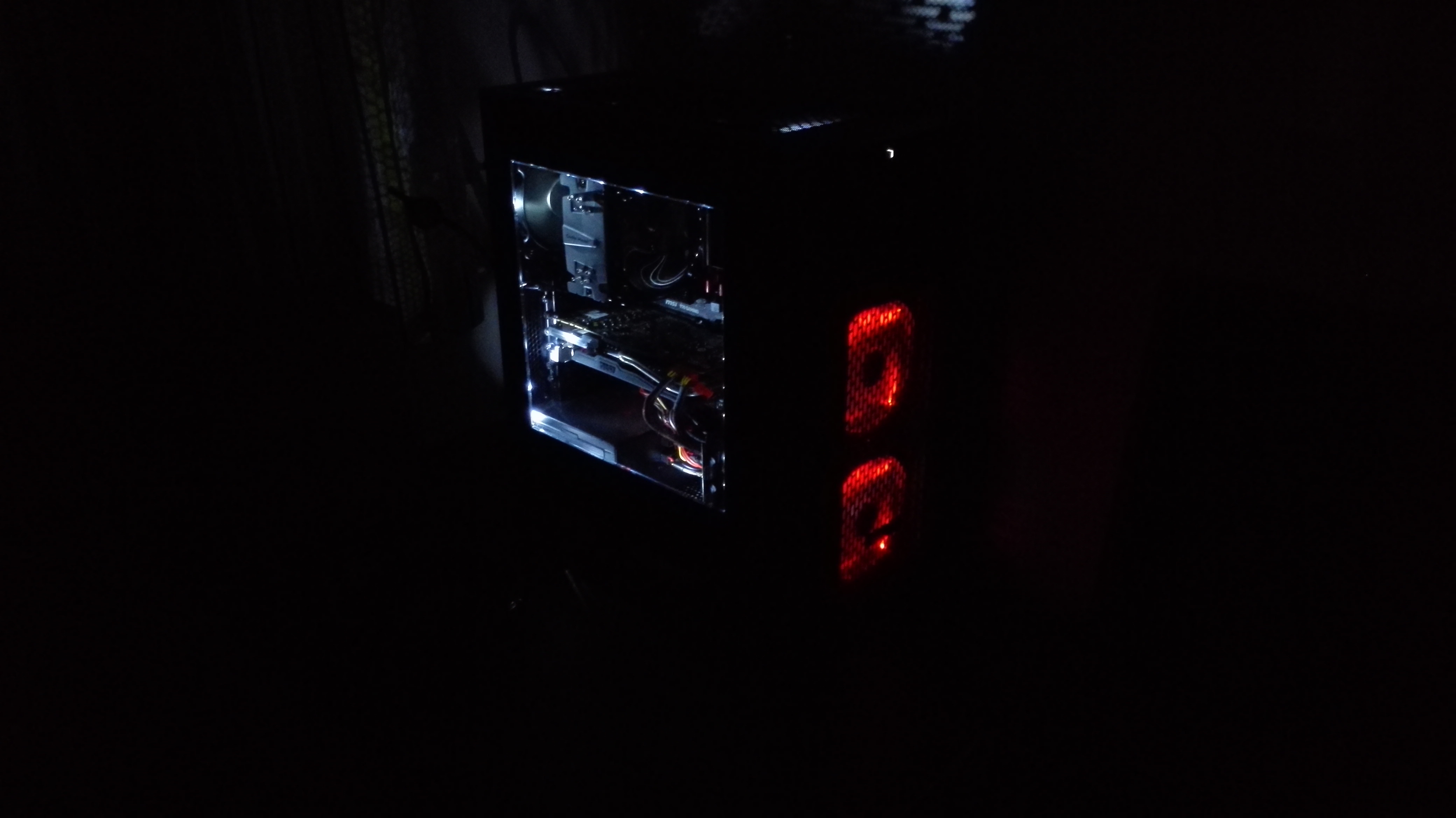 pc corsair450D donker